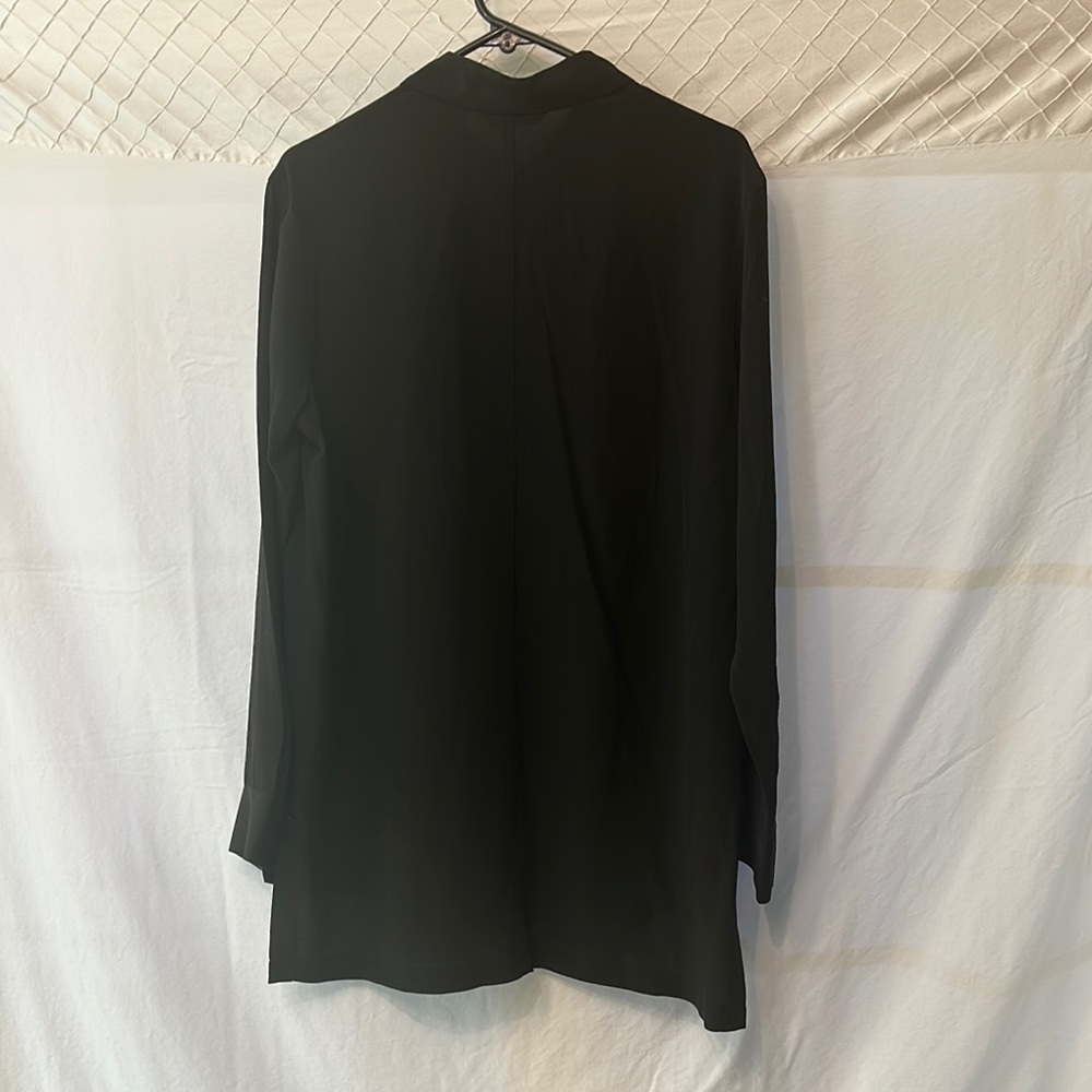 Athleta Black Casual Button Down Shirt - Picture 3 of 4